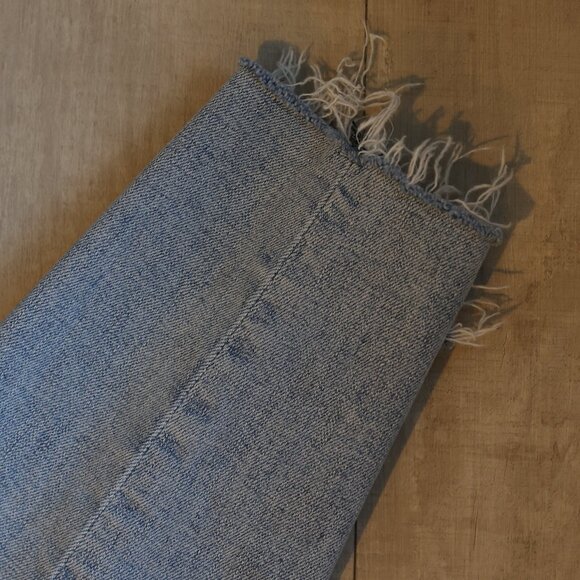 Men's Abercrombie & Fitch Skinny Crop Distressed Jean Medium Blue Size 32x32 NWT - Picture 8 of 8